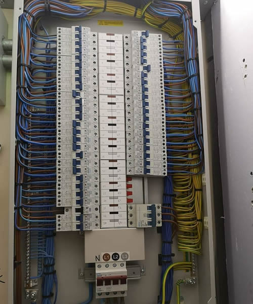 berry electrical services gallery 11